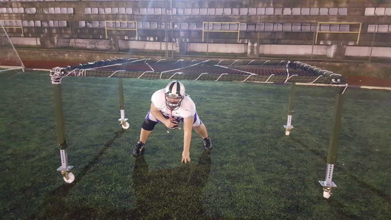 GYMHOLIX® Defansif Lineman Chute – Amerikan Futbolu Pad Level ve Teknik Antrenman Ekipmanı