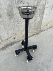 GYMHOLIX® Magnezyum (Chalk) Kullanım İstasyonu – Tekerlekli Profesyonel Chalk Stand