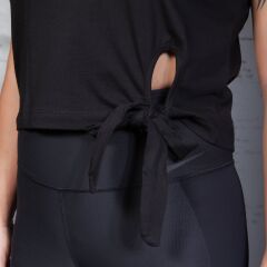 GYMHOLIX® First Coffee Then Deadlift Kadın Crop Tişört – Bağcıklı Bol Kesim