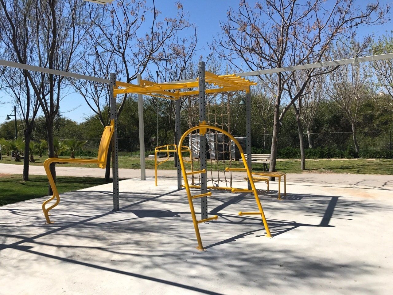 GYMHOLIX® CUBE Açık Alan Fitness İstasyonu (CGXC010) Duplex-Çift Kat Boya (Nikel alt yüzey + Boya)