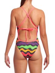 Funkita TMT Worm Burner Kadın Antrenman Mayo, Sırt Bağlamalı