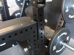 XWORKS Flat Olympic Bench Sehpası – Serbest Ağırlık Egzersiz Sehpası (FWX0075) PARLAK ALÜMİNYUM (RAL830)