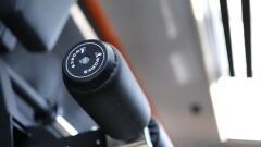 XWORKS Standing Hip Thrust – Ayakta Glute ve Kalça Güçlendirme Makinesi (FWX0801)