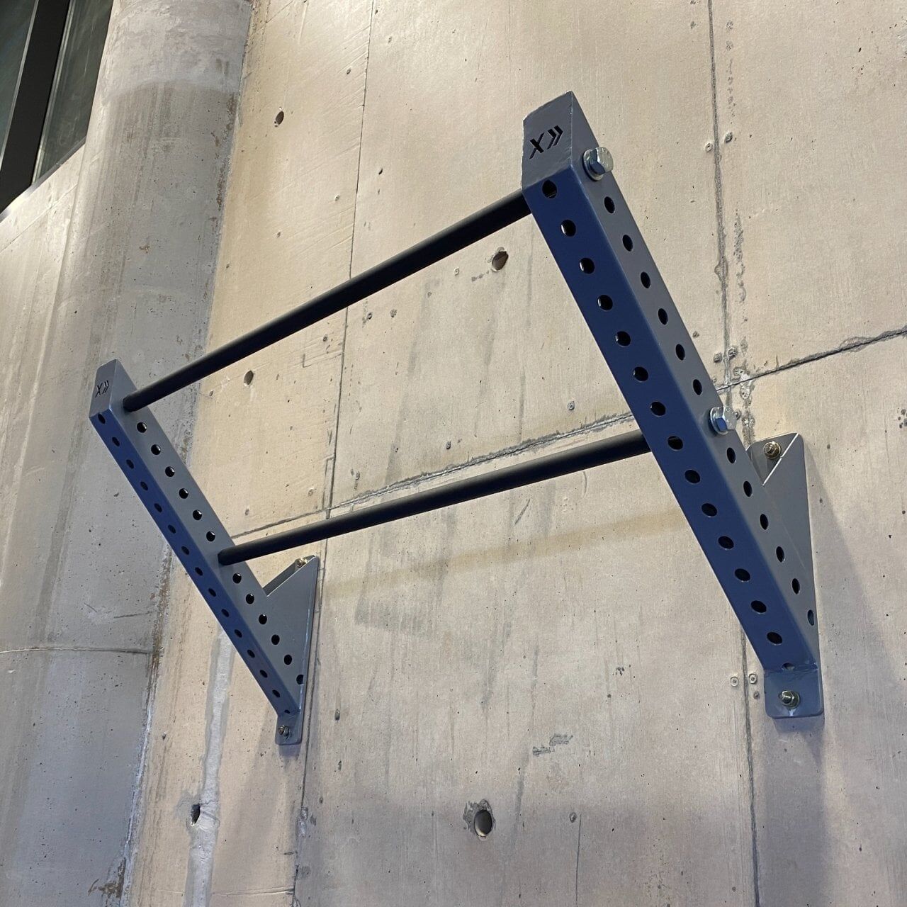 GYMHOLIX® 45° Açılı Pull-Up Bar (SquatR Uyumlu)