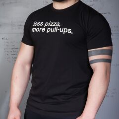 GYMHOLIX® Less Pizza, More Pull-Ups – Sporcu Tişörtü (T-Shirt) XXL
