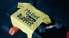 GYMHOLIX® My Dad Hates Burpees (Çocuk Tişört - Tshirt) L